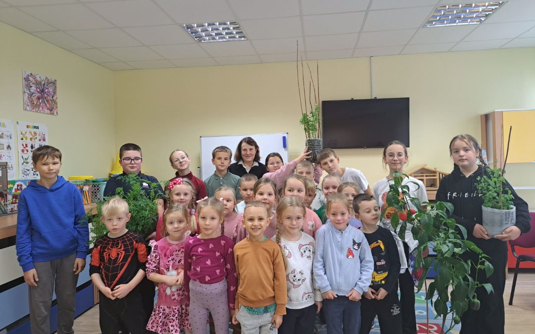 Kaip vyresnieji perdavė žinias mažiesiems