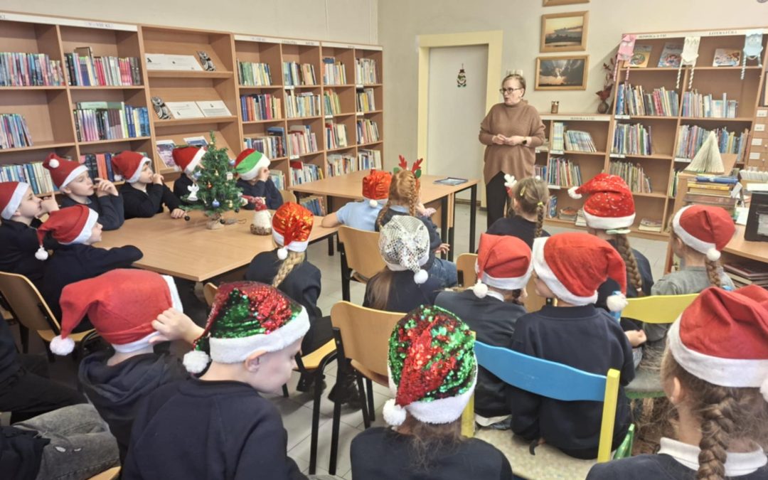 Mažieji vaižgantukai svečiavosi bibliotekoje